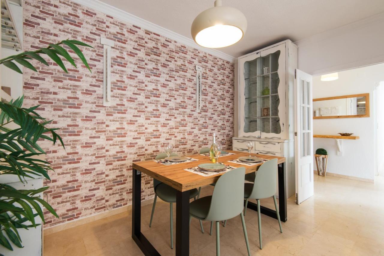 מאלגה The 2Nd Corner: Central Apartment Ideal For Groups מראה חיצוני תמונה